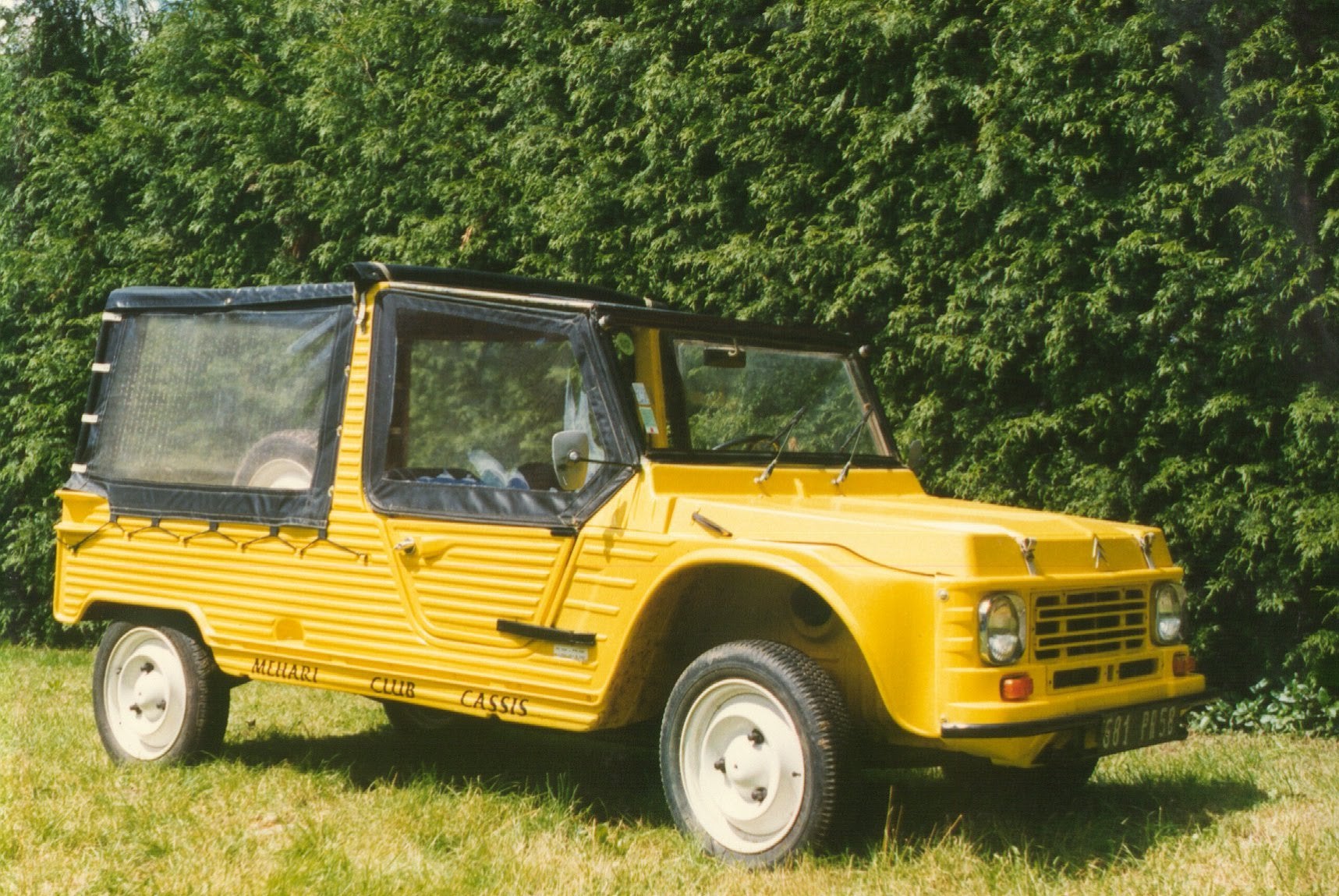 Mijn Mehari uit 1980 Geel is te koop, Auto's, Overige modellen, 40 pk, 4 stoelen, Geel