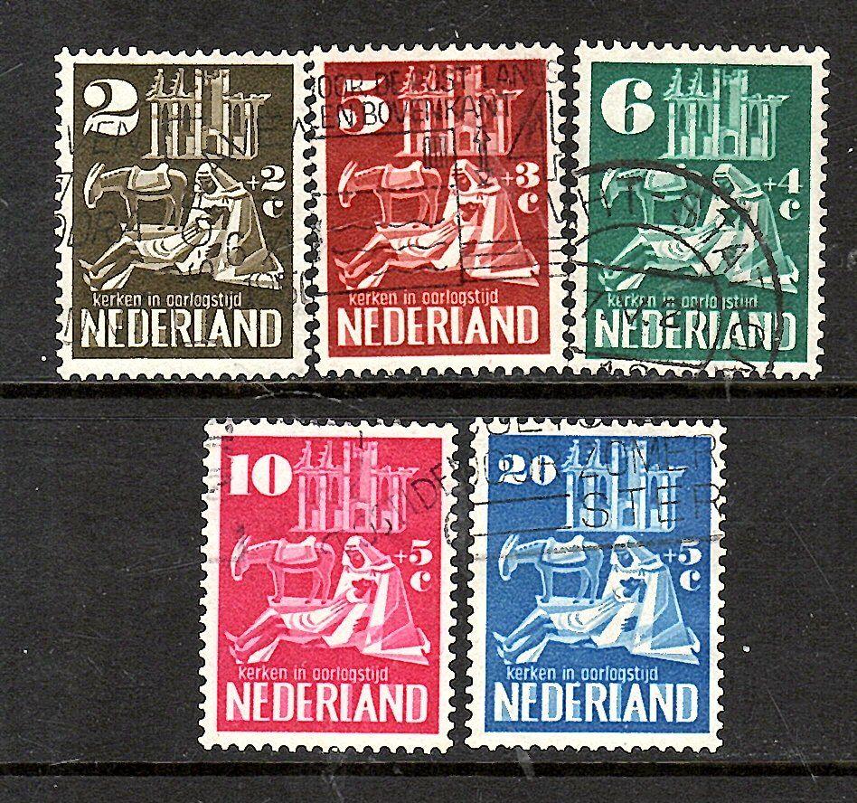 767 nvph 556-560 kerken serie 1950 gebruikt zie scan., Postzegels en Munten, Ophalen of Verzenden, Na 1940, Gestempeld