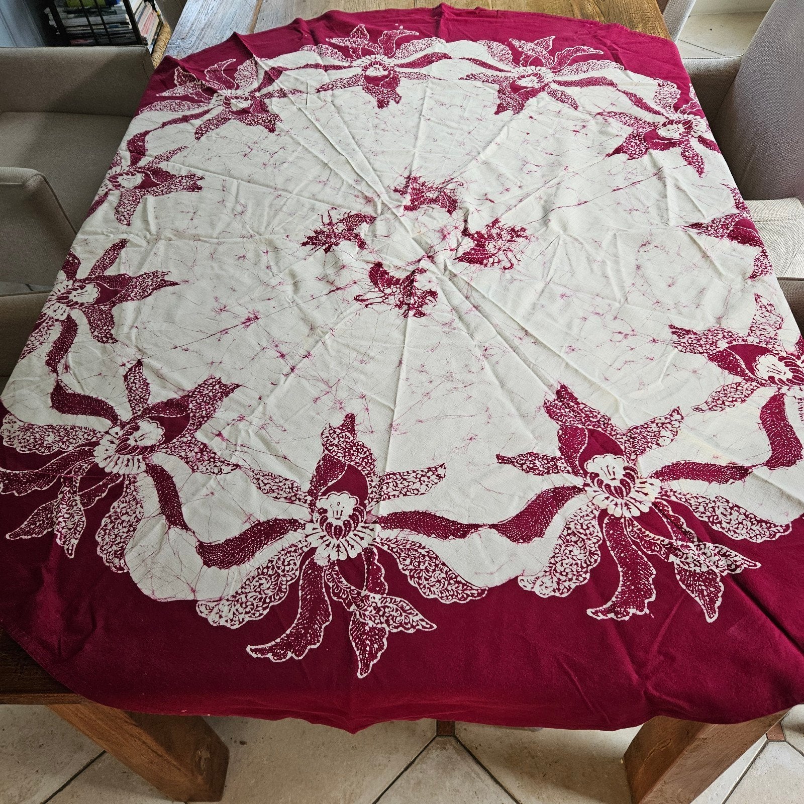 Batik handgemaakt tafelkleed met servetten, Gebruikt, Rond, Ophalen of Verzenden, Tafelkleed
