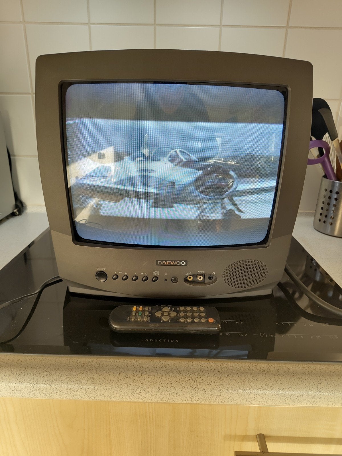 daewoo beeldbuis tv 14 inch, Audio, Tv en Foto, Ophalen, Gebruikt, 100 cm of meer, Overige merken