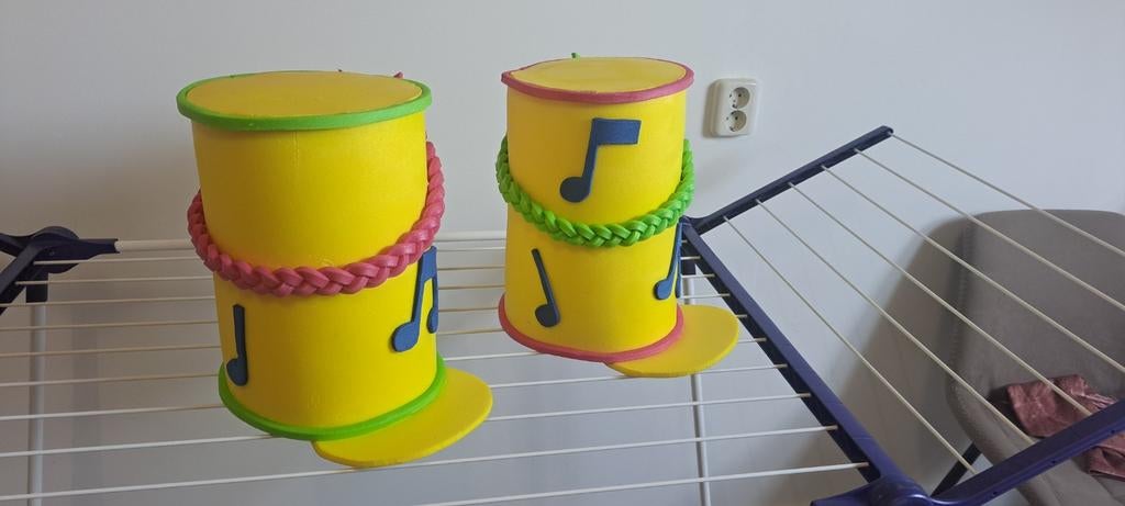2x foam hoed fanfare, Ophalen of Verzenden, Overige maten, Carnaval, Accessoires