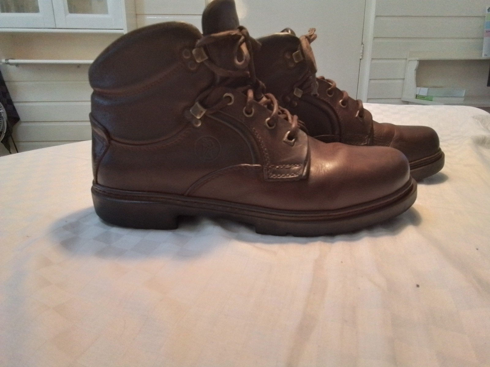 Zware Clarks here  werk/wandelschoenen met lichte slijtage,, Ophalen of Verzenden, Zo goed als nieuw, Bruin, Wandelschoenen of Bergschoenen