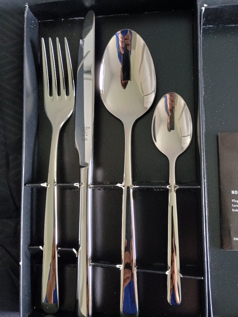 Bestek Nova Zwilling nieuw, Ophalen, Nieuw, Rvs of Chroom, Vaatwasserbestendig