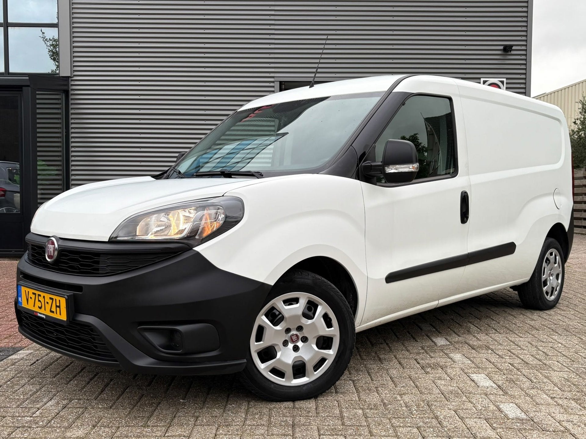 Fiat Doblò Cargo 1.6 MJ L2H1 Maxi NIEUWE APK. MARGE AUTO!, Auto's, Voorwielaandrijving, Dealer onderhouden, Stof, 4 cilinders