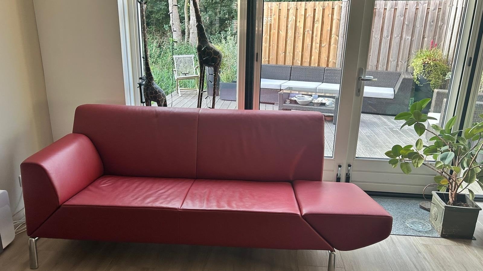 JORI Pacific 2,5-zits designbank – Luxe leer rood, Ophalen, Design, Zo goed als nieuw, Rechte bank