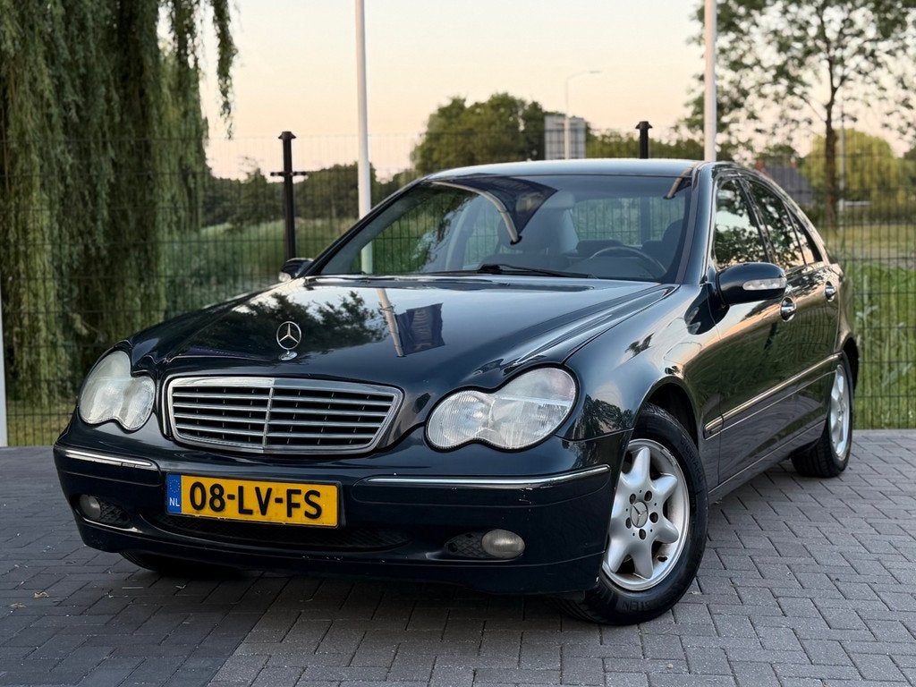 Mercedes-Benz C-klasse 180 K AUT / CLIMA / CRUISE / NAP / TR, Auto's, Mercedes-Benz, Bedrijf, Te koop, C-Klasse, ABS, Airbags
