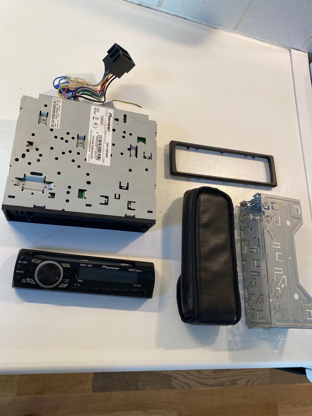 Pioneer DEH-1320MP autoradio met afneembaar frontje, Ophalen of Verzenden, Gebruikt