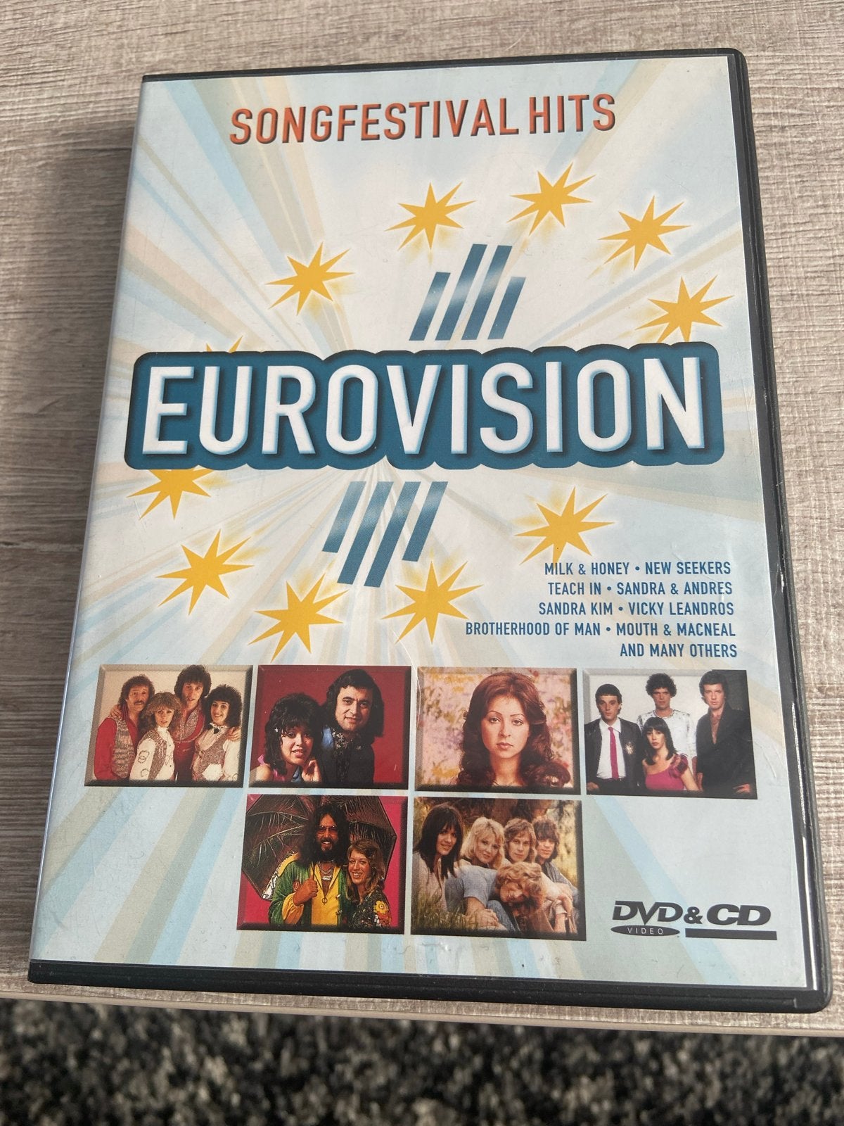 Eurovision Songfestival Hits DVD & CD, Alle leeftijden, Ophalen of Verzenden, Zo goed als nieuw, Muziek en Concerten
