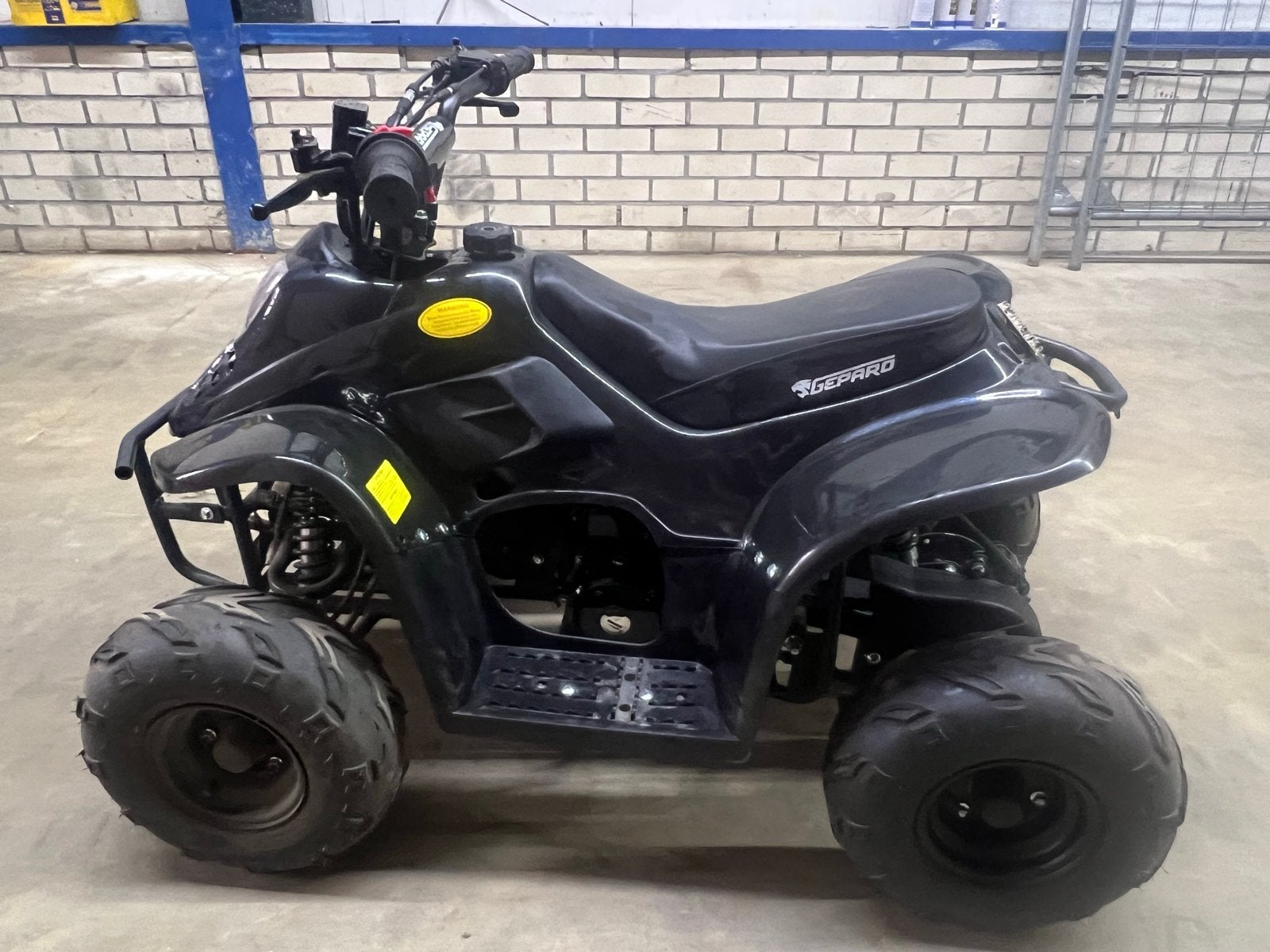 Kinder mini quad 125cc - Zo goed als nieuw!, Kinderen en Baby's, Speelgoed | Buiten | Accuvoertuigen, Ophalen