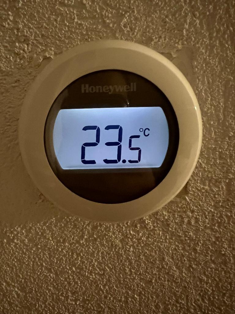 Honeywell wireless round, Doe-het-zelf en Verbouw, Thermostaten, Ophalen, Slimme thermostaat, Zo goed als nieuw