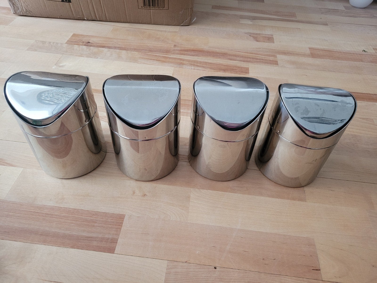 Set van 4 RVS mini prullenbakjes/opbergers, Minder dan 50 cm, Gebruikt, Minder dan 50 cm, Ophalen of Verzenden