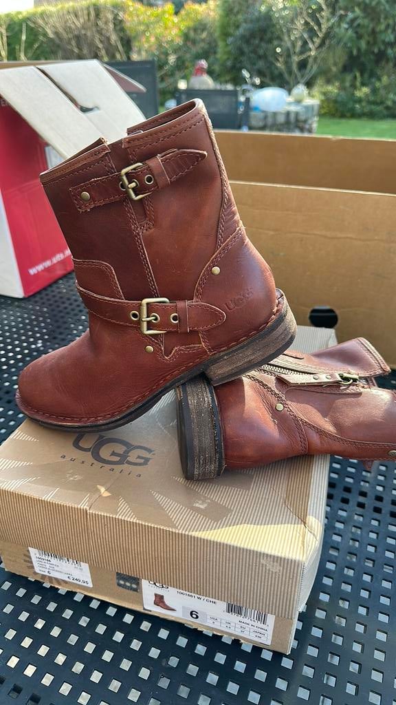 Lederen UGG laarsjes maat 37  85,-  nieuw, Ophalen of Verzenden, Zo goed als nieuw