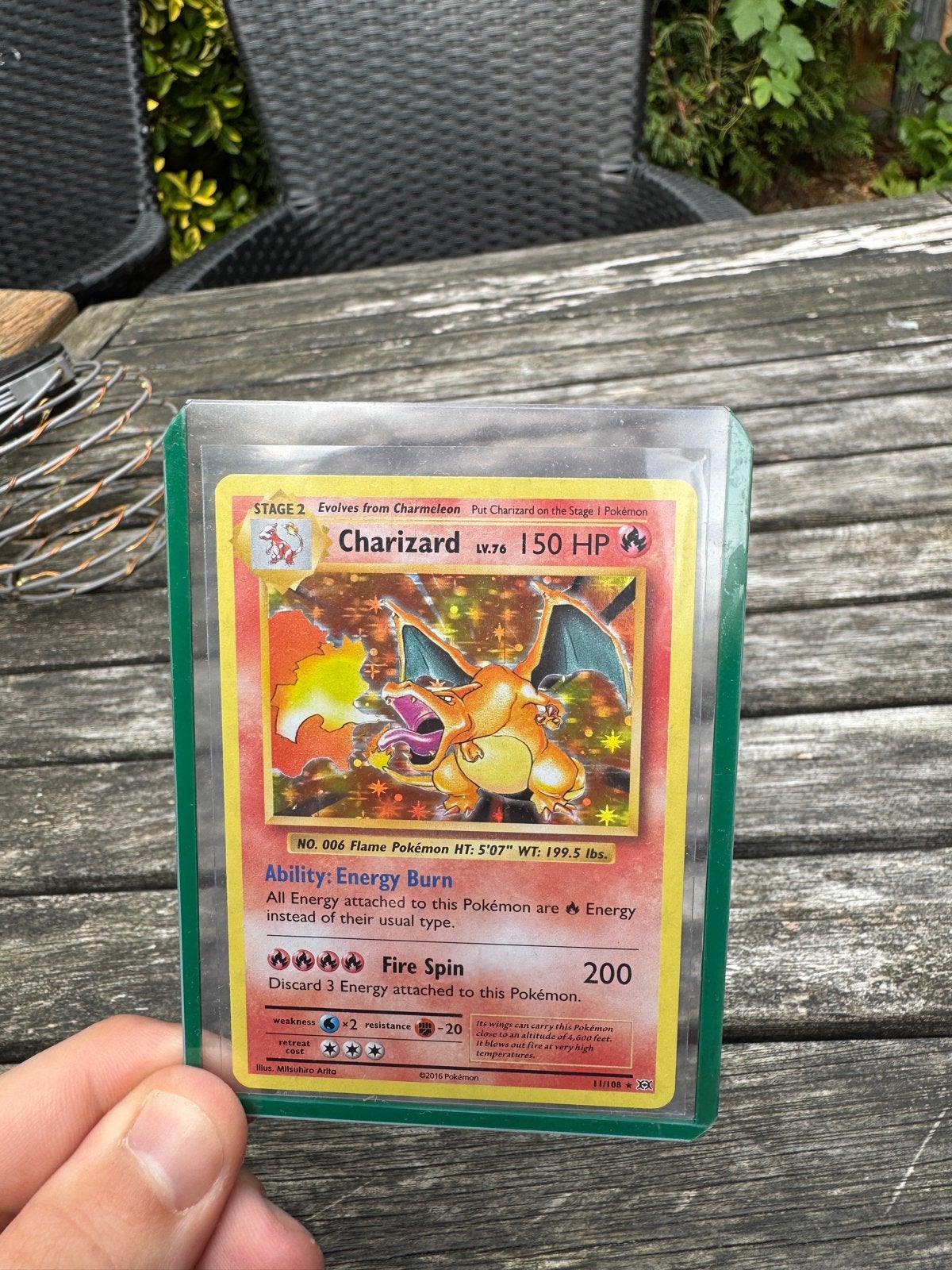 Charizard 11/108, Hobby en Vrije tijd, Verzamelkaartspellen | Pokémon, Ophalen of Verzenden, Zo goed als nieuw, Losse kaart