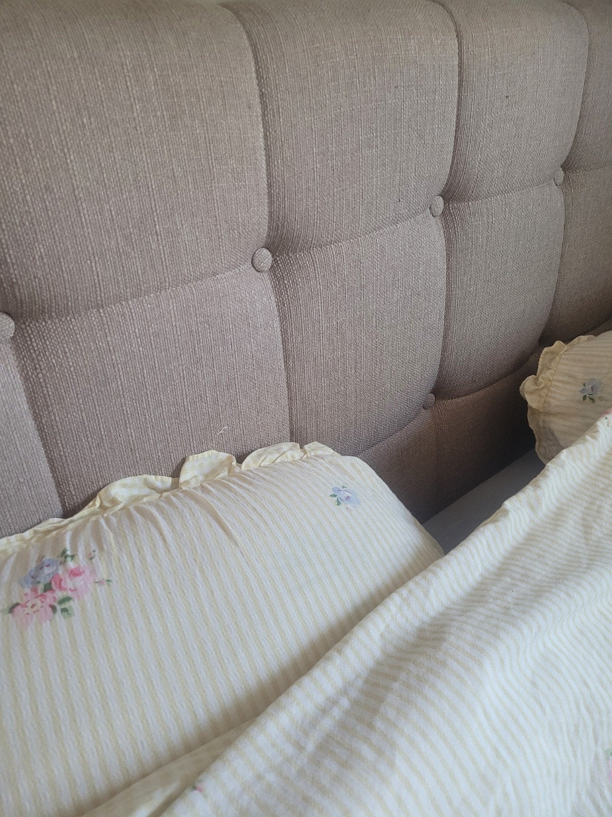 boxspring 180x200+matras en topper, Huis en Inrichting, Slaapkamer | Boxsprings, Ophalen, Beige, Tweepersoons, Zo goed als nieuw
