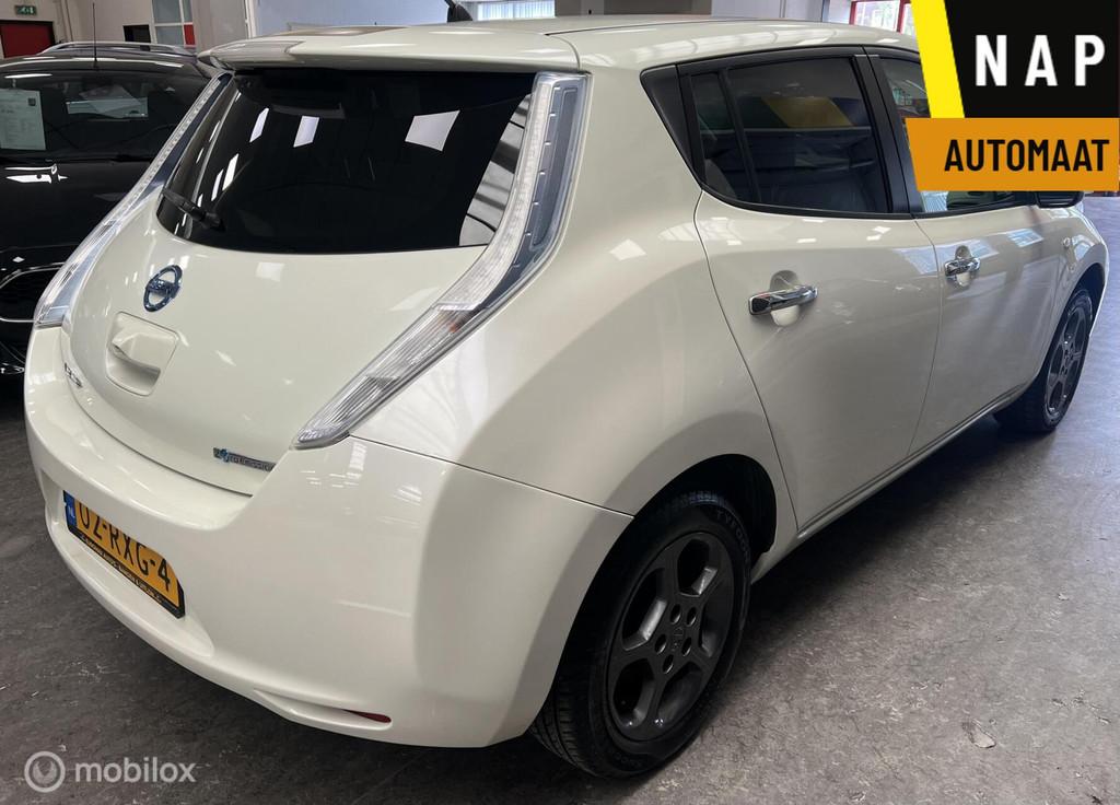 Nissan LEAF Base 24 kWh NAP - Keyless -Cruise - Airco, Auto's, Stof, Gebruikt, Beige, Wit