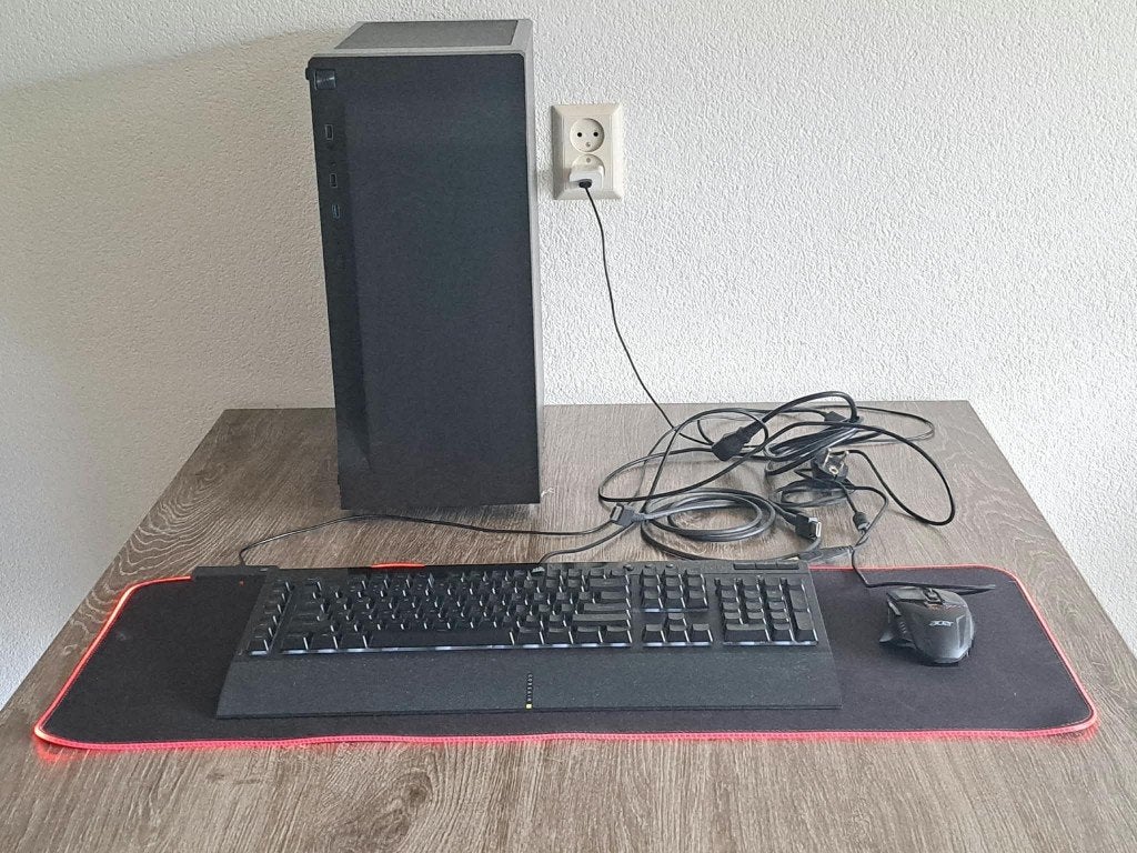 Rebelplay Game PC - Core i9 16 GB RAM 480 GB met toebehoren, Ophalen, Gebruikt, Overige genres, 1 speler