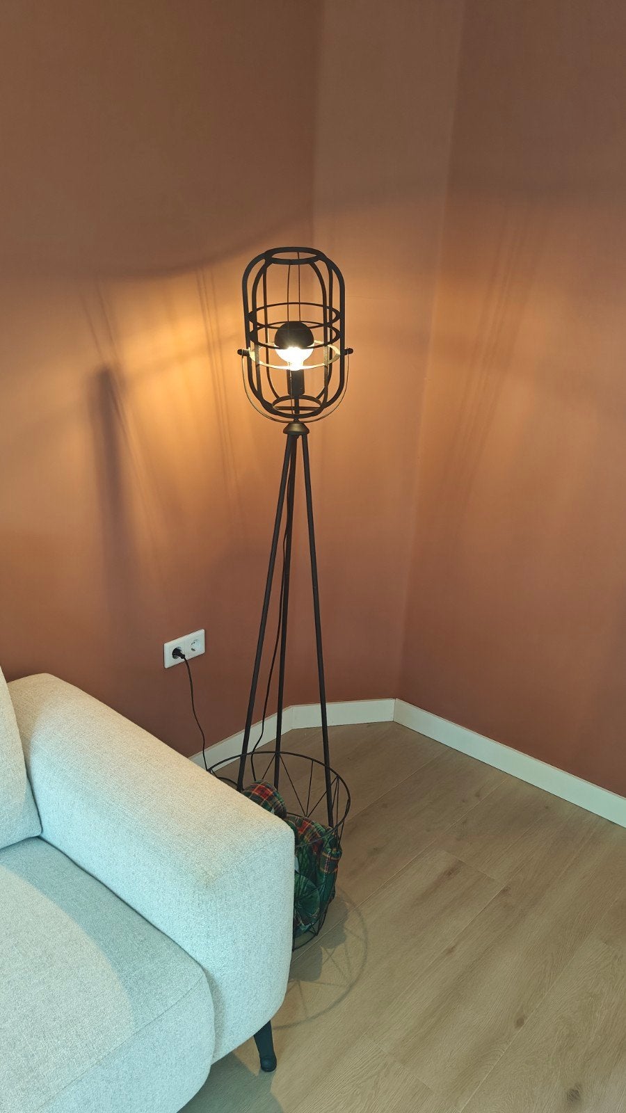 Industriële staande lamp / vloerlamp, 100 tot 150 cm, Zo goed als nieuw, Metaal, Industrieel