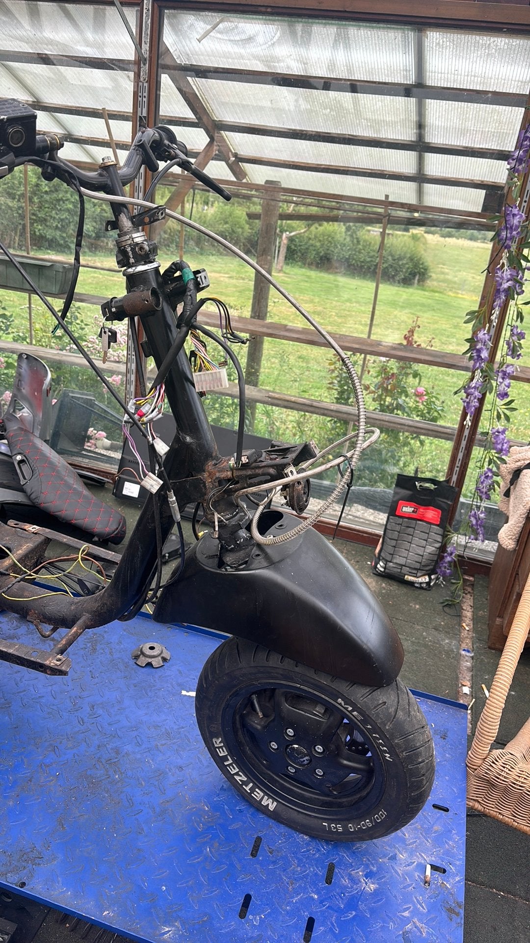 Omgelaste sp voorvork met voorrem op druk, Ophalen, Zo goed als nieuw, Benzine, Piaggio