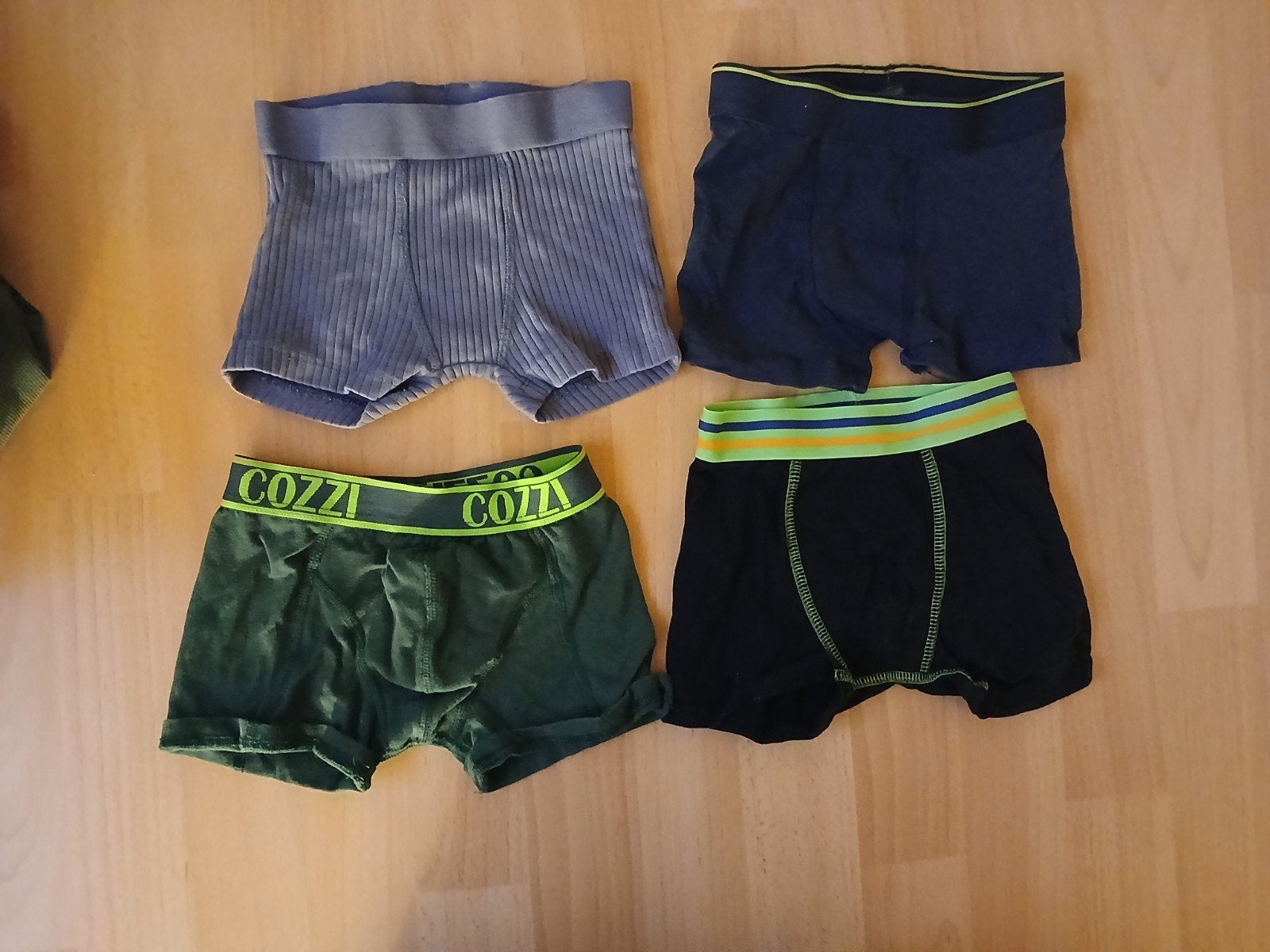 boxershorts kids maat 98-104  4 stuks, Ophalen of Verzenden, Gebruikt