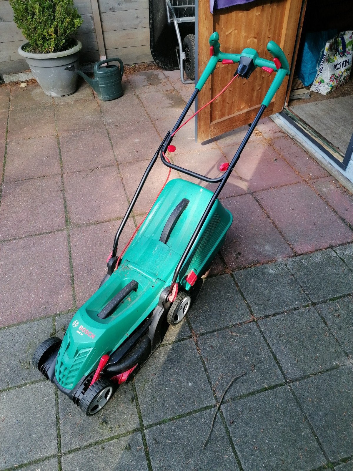 Bosch ARM 34 elektrische grasmaaier, Ophalen, Gebruikt, Elektrische grasmaaier, Opvangbak