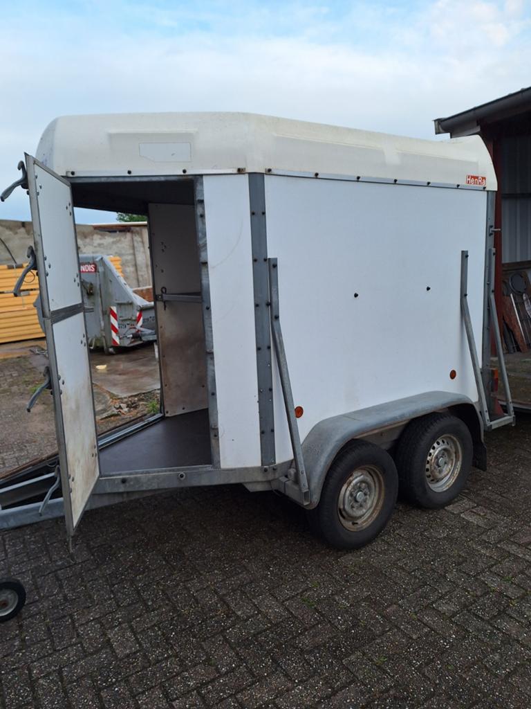 Henra trailer  vee of paardenvervoer, Auto diversen, Aanhangers en Bagagewagens, Ophalen of Verzenden, Gebruikt