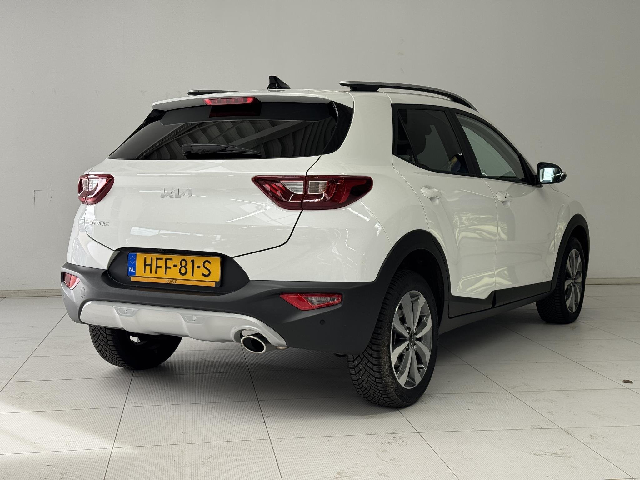 Kia Stonic 1.0 T-GDi MHEV DynamicPlusLine | Navigatie | Came, Auto's, 1160 kg, Met garantie (alle), Wit, Origineel Nederlands