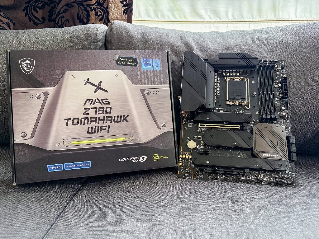 MSI MAG Z790 Tomahawk WiFi LGA 1700 moederbord, Computers en Software, Moederborden, Ophalen, LGA 1700, Zo goed als nieuw, ATX