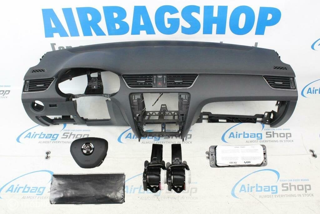 Airbag set Dashboard met halogeen Skoda Octavia 2013-2020, Auto-onderdelen, Gebruikt, Ophalen of Verzenden