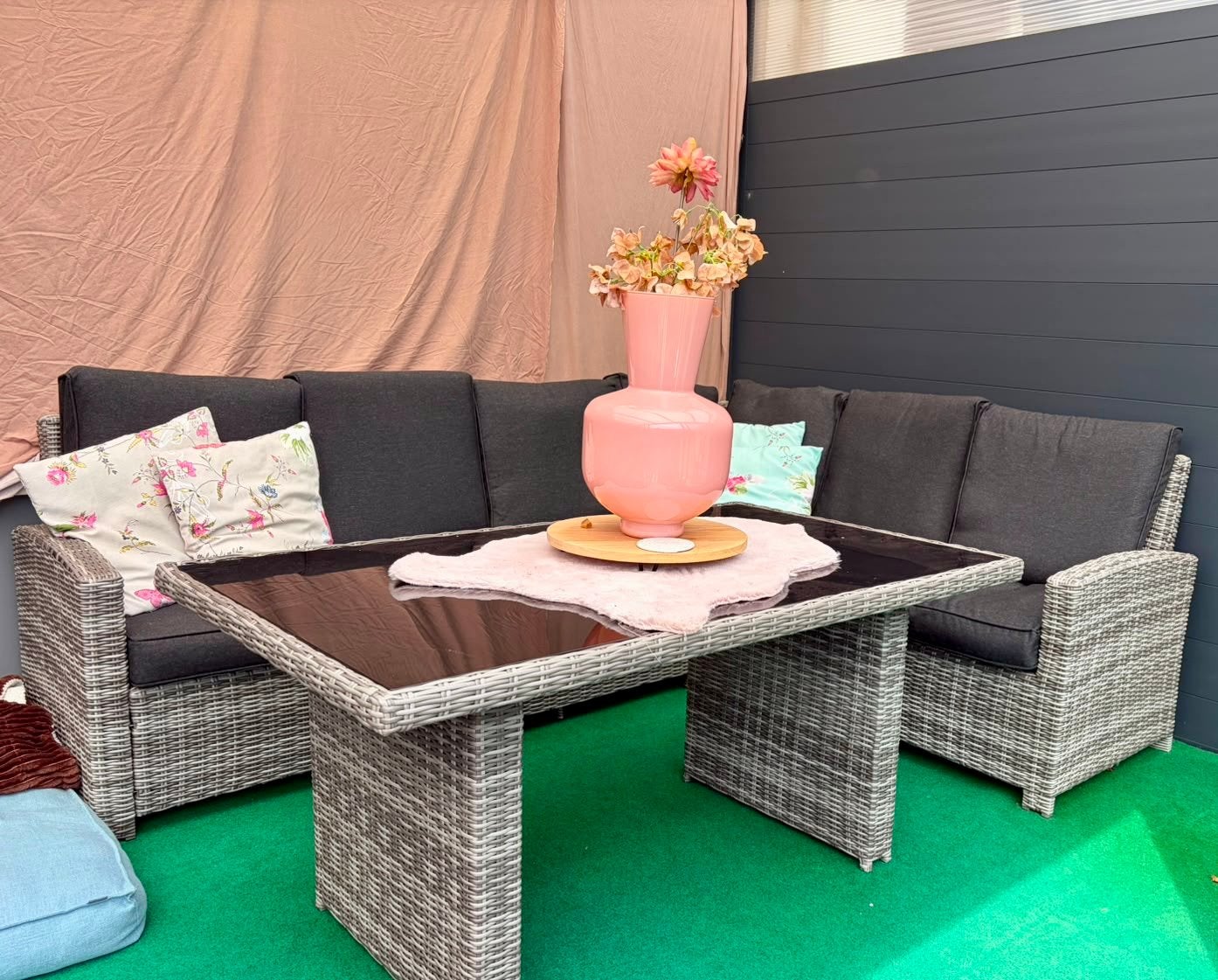 Sivara loungebank en tafel, Ophalen, 6 zitplaatsen, Aluminium, Zo goed als nieuw