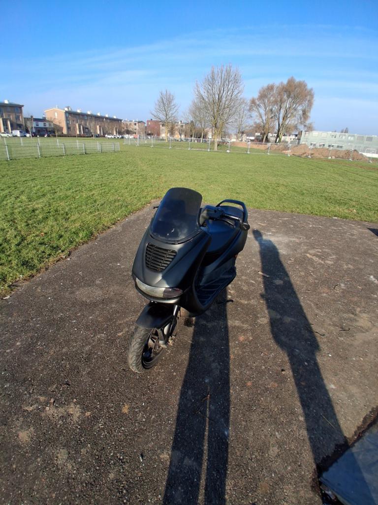 Peugeot Elyseo 50cc 2t - Scooter, Fietsen en Brommers, Ophalen, Tweetakt, Gebruikt, Overige modellen