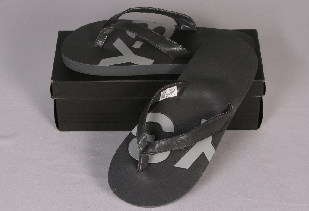 Y-3 Slippers flip flops | Maat 42 | Grijs | NIEUW | €80, Kleding | Heren, Slippers, Overige kleuren, Verzenden, Nieuw