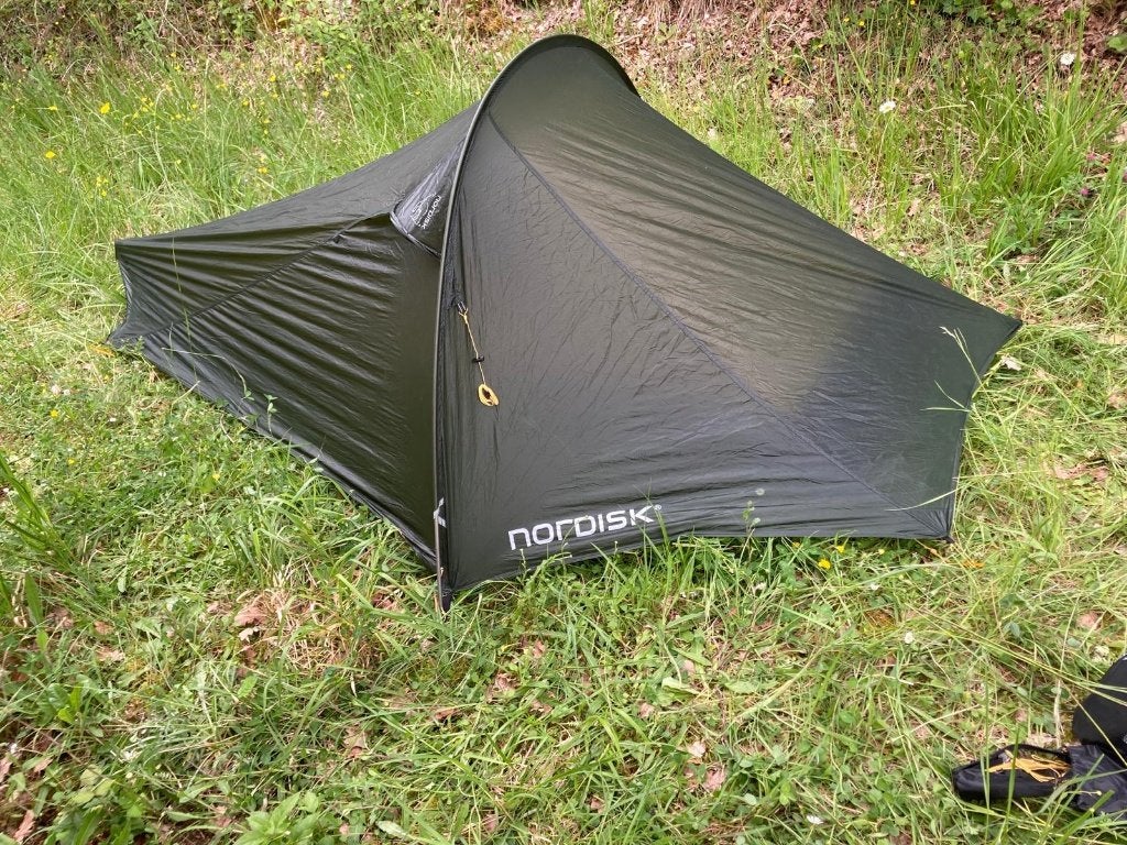 NORDISK Lofoten 1 & 2 ULW Tent - Zo goed als nieuw, Caravans en Kamperen, Ophalen of Verzenden, Zo goed als nieuw, Tot en met 2