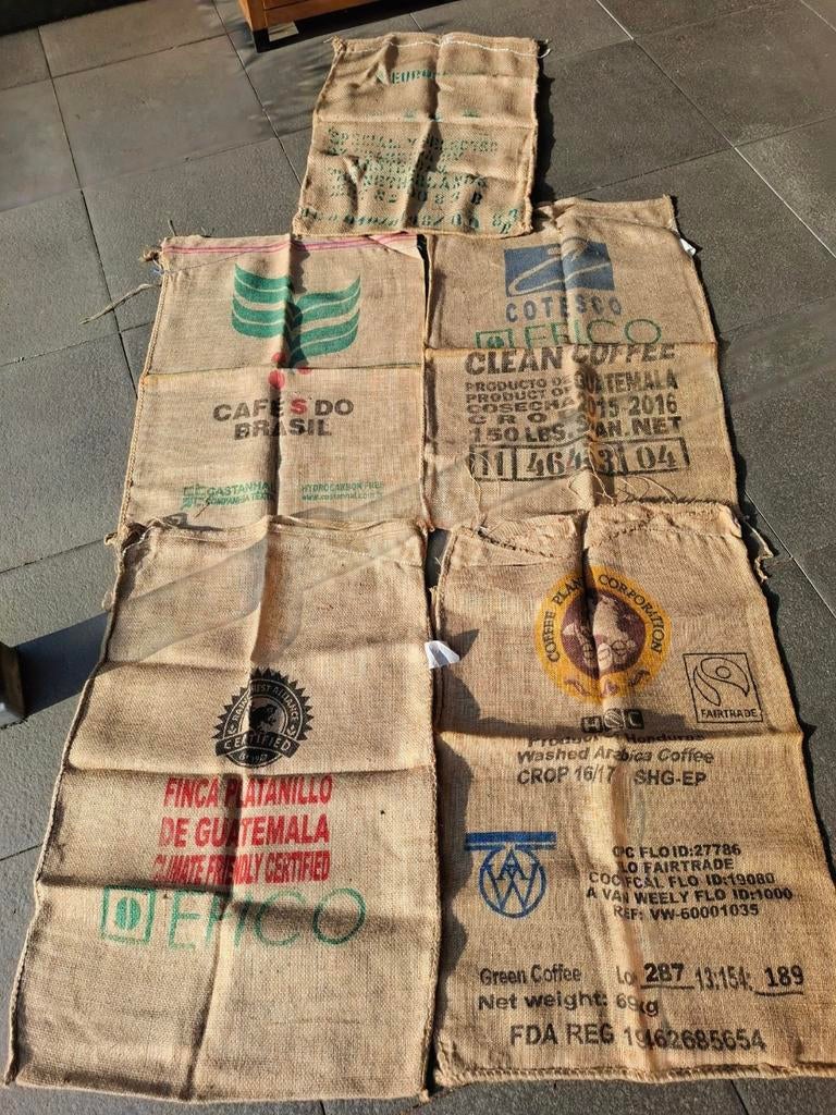 AUTHENTIEKE "JUTE KOFFIEZAKKEN", 5 stuks, zie beschrijving, Hobby en Vrije tijd, Stoffen en Lappen, Gebruikt, Overige kleuren