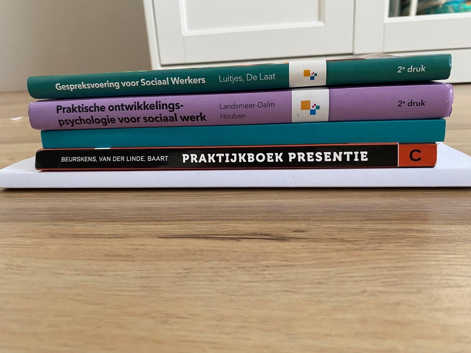 Boeken Social Work HBO - 5 Diverse titels, Boeken, Studieboeken en Cursussen, Ophalen of Verzenden, Gamma, Zo goed als nieuw, HBO