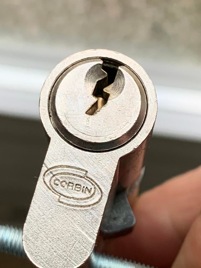 Gelijksluitende cilindersloten (3), Doe-het-zelf en Verbouw, Hang- en Sluitwerk, Gebruikt, Slot, Overige materialen, Ophalen of Verzenden