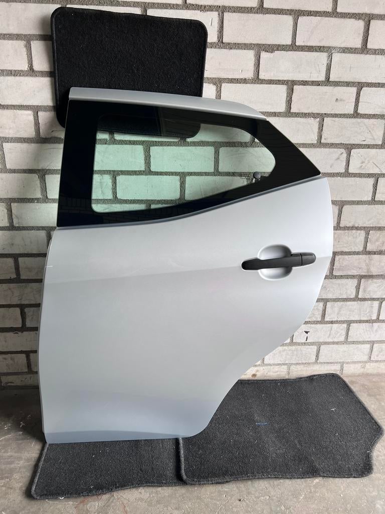 Toyota Aygo Portier links achter grijs 2014 t/m 2022 1E7, Ophalen, Gebruikt, Deur, Toyota