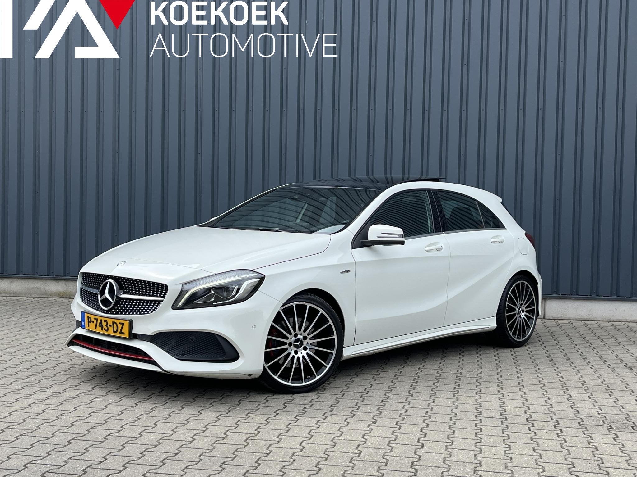 Mercedes-Benz A-klasse 250 Sport, Auto's, Gebruikt, 4 cilinders, Wit, Geïmporteerd