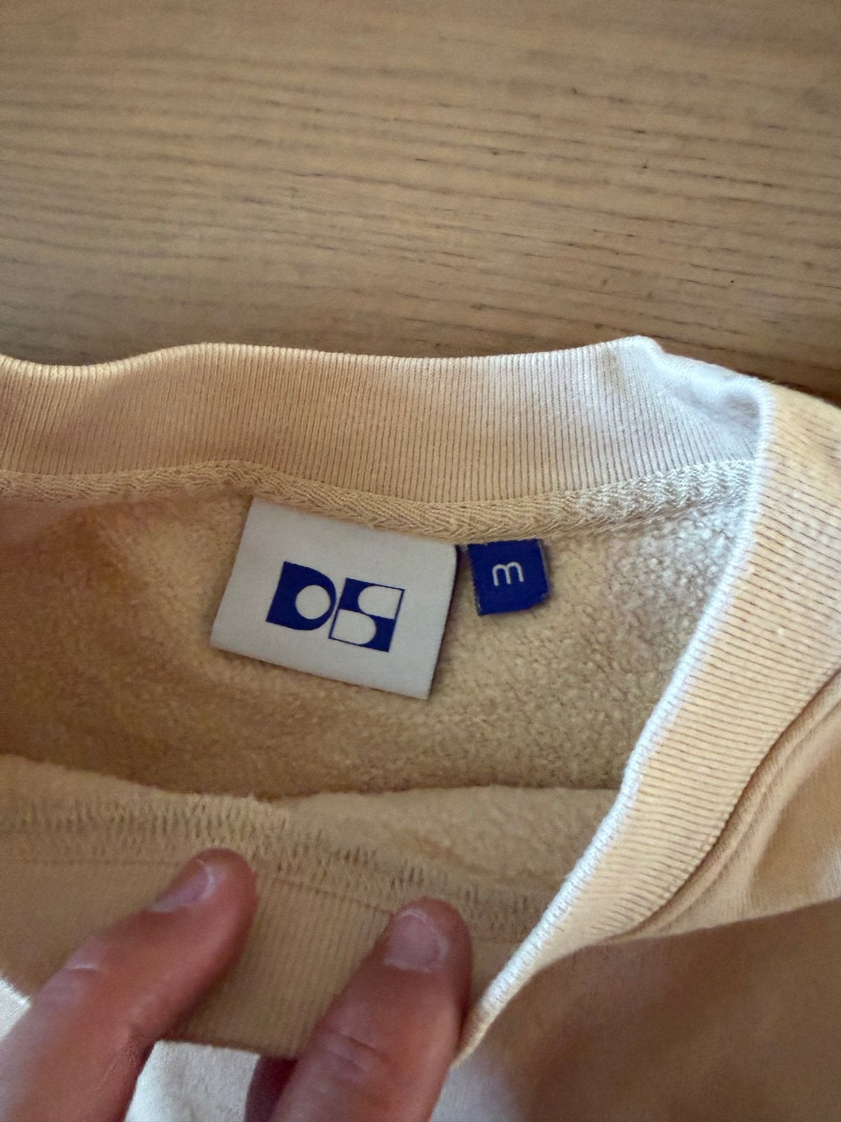 Dolly Sports Joggingpak - Broek L, Trui M - Nieuw/Z.g.a.n., Beige, Ophalen of Verzenden, Zo goed als nieuw, Maat 42/44 (L)