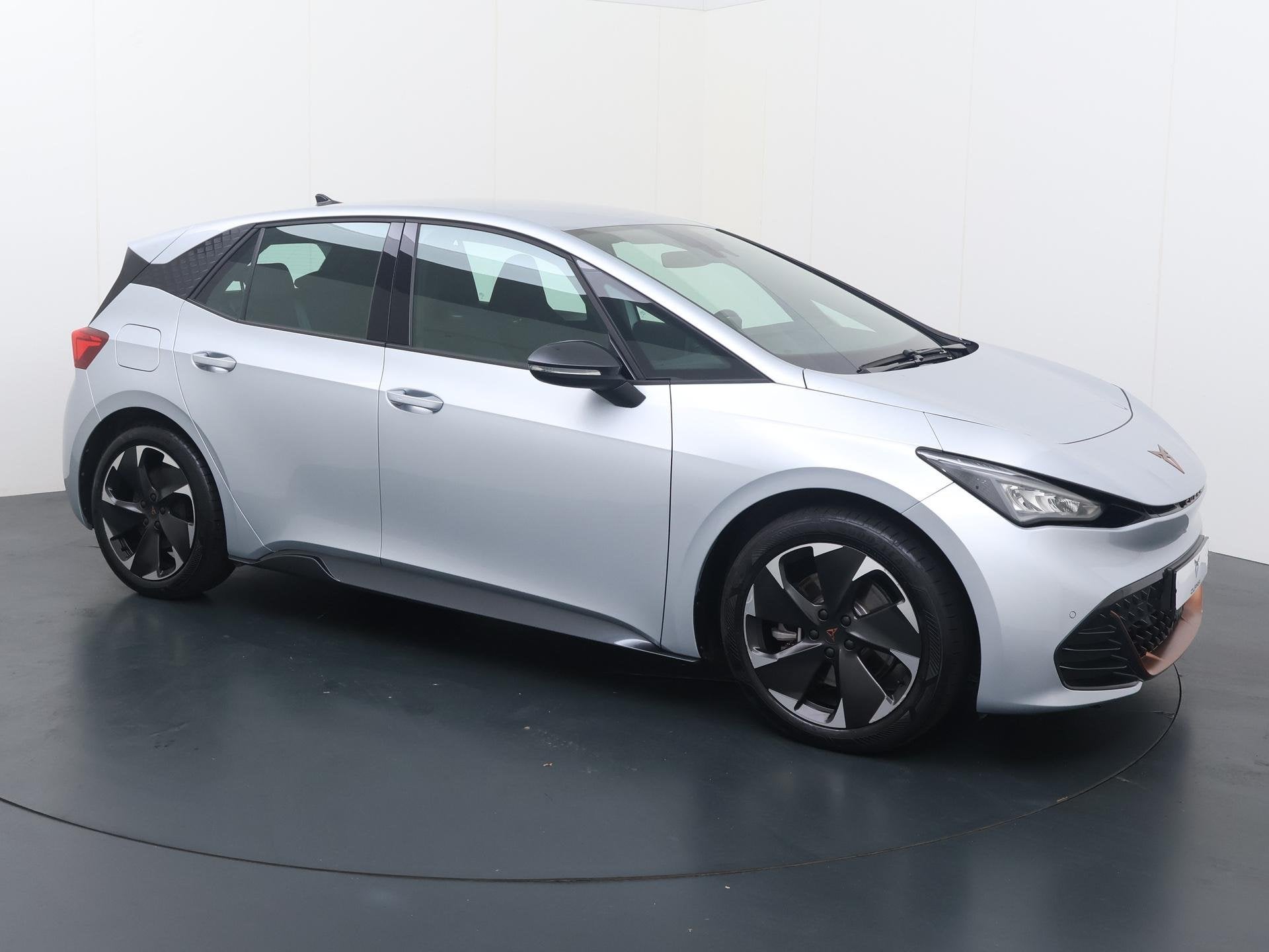 CUPRA Born eBoost 62 kWh | 231 PK | SoH 93% | Adaptive Cruis, Auto's, Gebruikt, Zwart, 1738 kg, 375 min