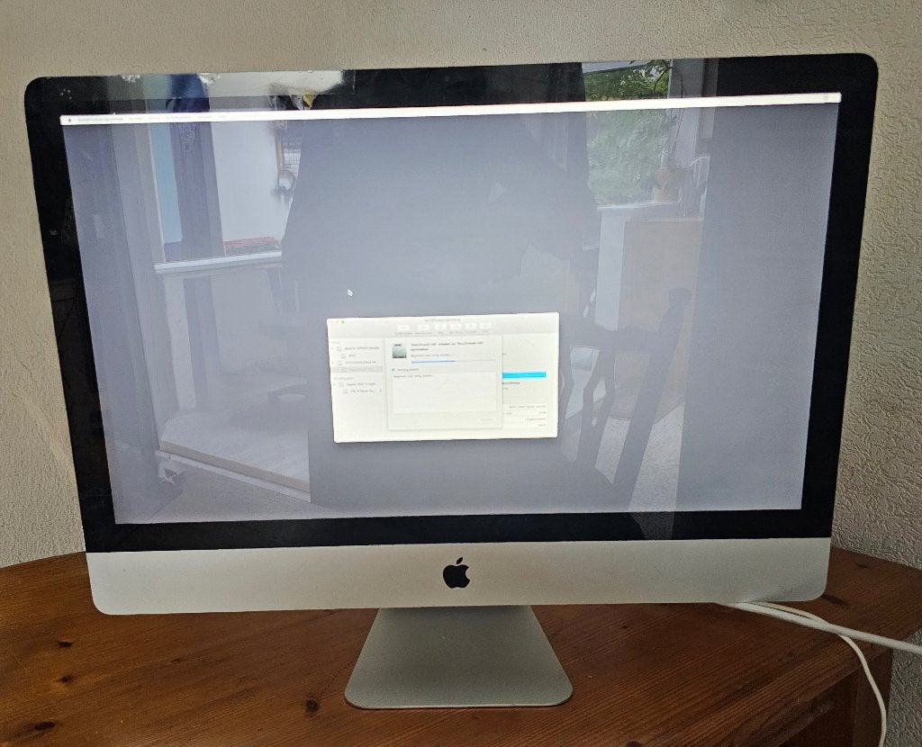 iMac 2011 20GB RAM 120GB SSD + 1TB HDD - scherm beschadigd, Ophalen, Gebruikt, HDD en SSD, 2 tot 3 Ghz