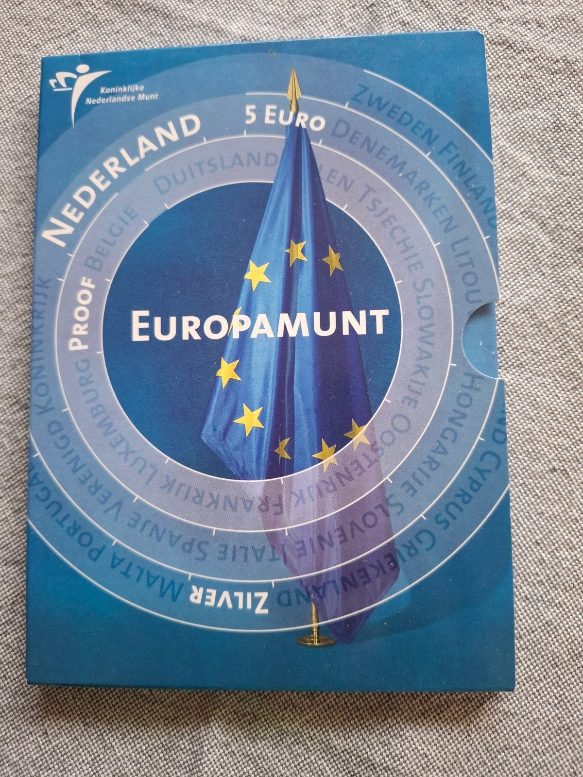Nederlandse Europamunt 5 Euro Zilver Proof 2004, Zilver, Overige landen, Ophalen of Verzenden, 5 euro