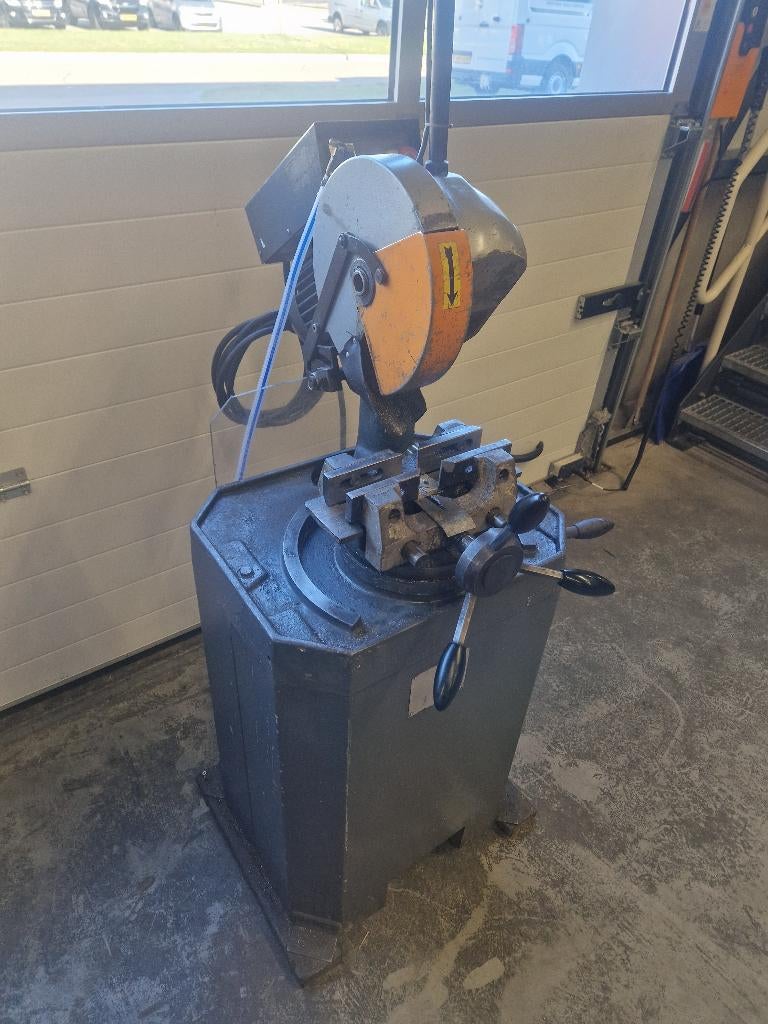 Huvema - HU250CK - Metaalcirkelzaag 250mm - 400V, Zakelijke goederen, Machines en Bouw | Industrie en Techniek, Ophalen of Verzenden