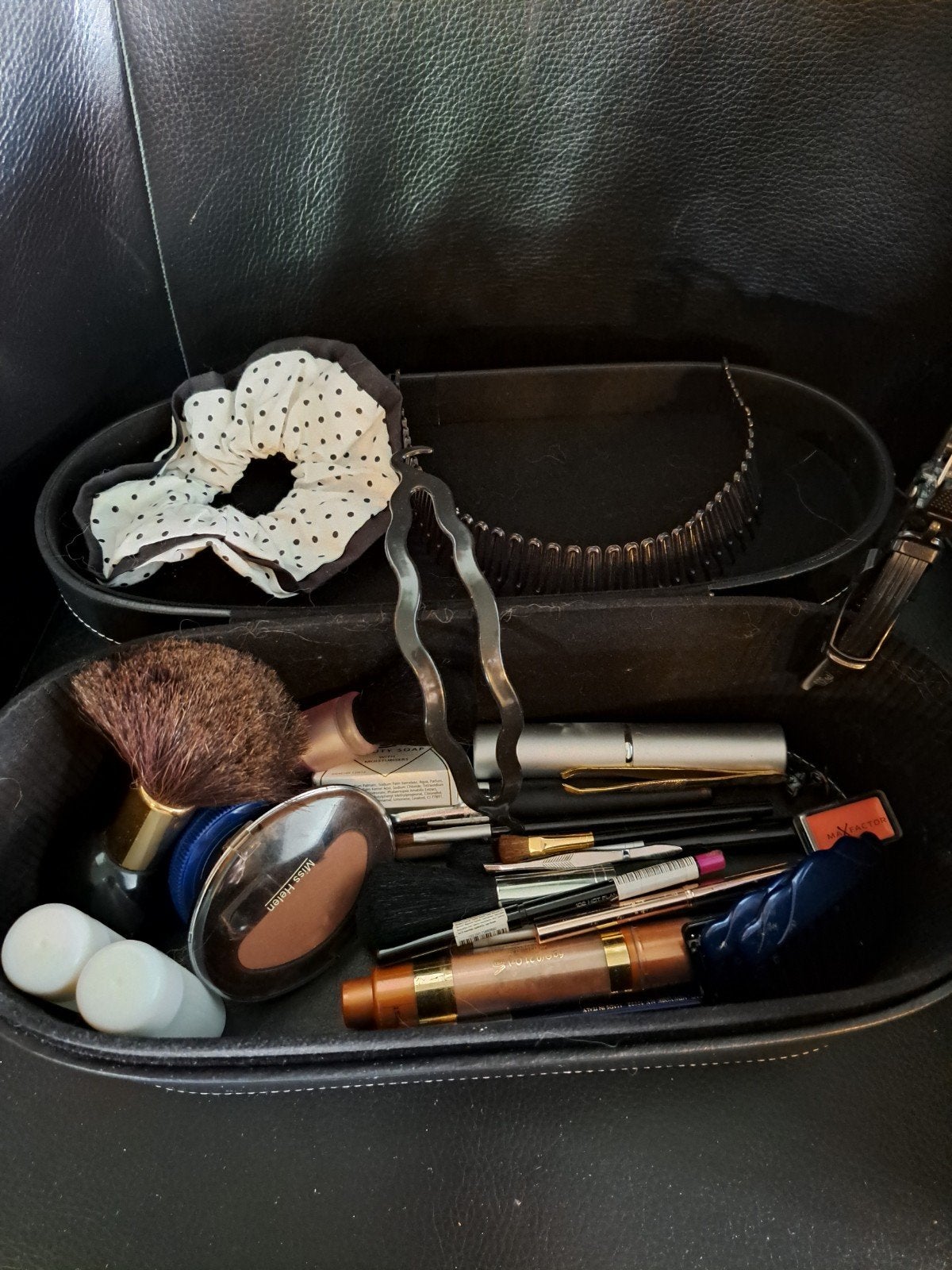 Make-up en Toebehoren Set in Luxe Opbergdoos, Gebruikt, Ophalen of Verzenden, Make-up, Overige kleuren