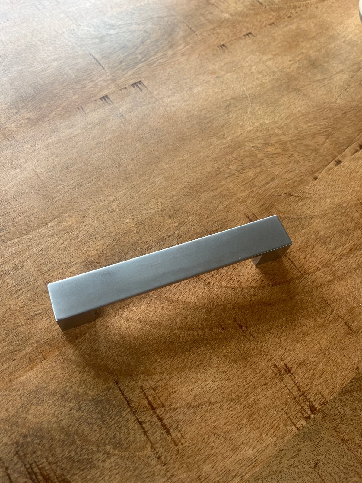 17 stuks 128mm metalen greepjes, Ophalen of Verzenden, Zo goed als nieuw, Overige typen