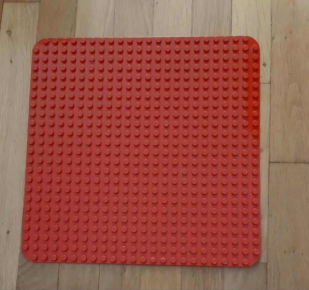 Lego / Duplo Grote Grondplaat 38 x38 cm Rood/Groen €10 p/st, Kinderen en Baby's, Speelgoed | Duplo en Lego, Ophalen of Verzenden