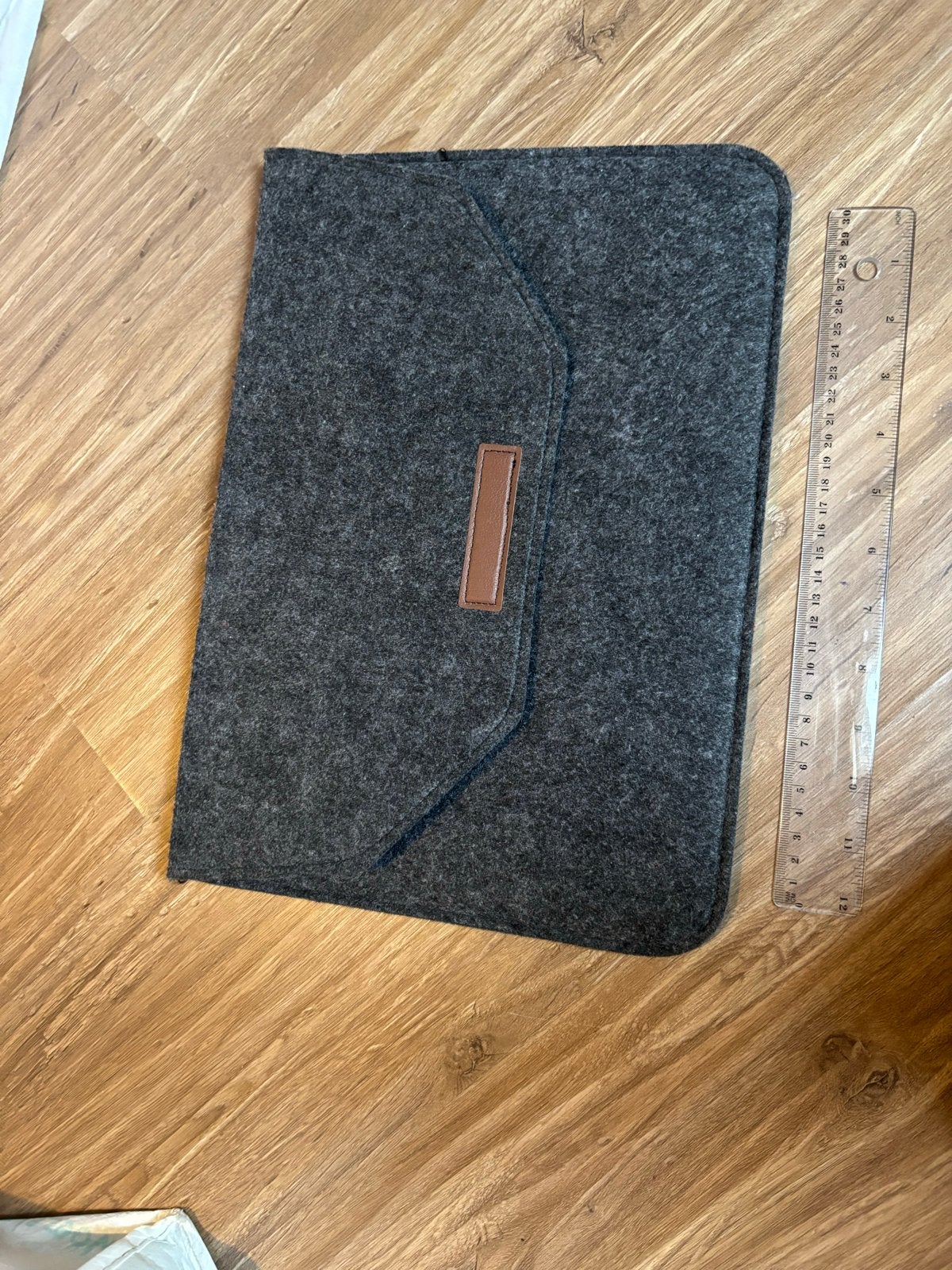 Vilten laptop sleece 13 inch, Computers en Software, Ophalen of Verzenden, 13 inch, Zo goed als nieuw