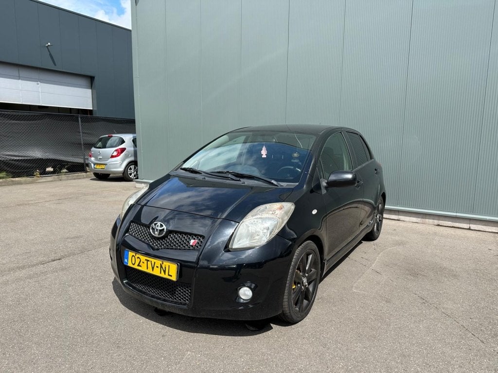 Toyota Yaris 1.8 VVTi TS LEKKE KOPPAKKING ! (bj 2007), 4 cilinders, 133 pk, Bedrijf, Handgeschakeld