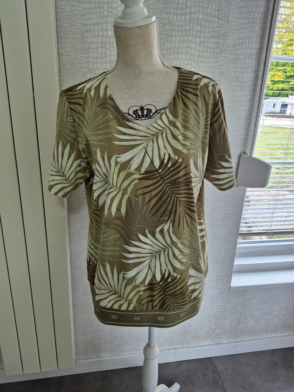 Zoso olijfgroen shirt met bladprint - Maat XXL, Kleding | Dames, Maat 46/48 (XL) of groter, Ophalen of Verzenden, Zo goed als nieuw