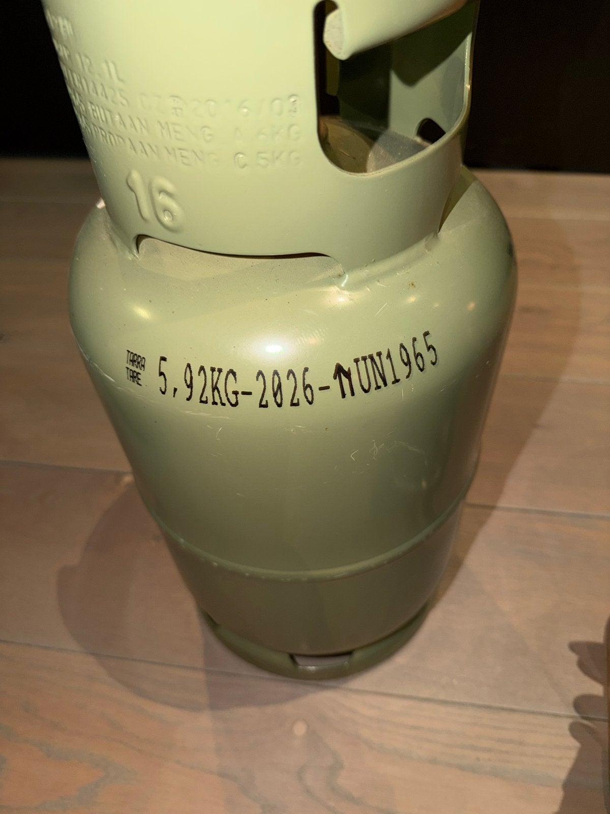 Gasfles gevuld - overcompleet aangeboden, Ophalen of Verzenden, Zo goed als nieuw