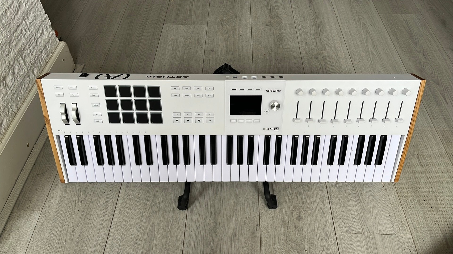 Prestine Arturia Keylab 61 Mk3 white w/ sustain pedal, Muziek en Instrumenten, Keyboards, Ophalen, Zo goed als nieuw, 61 toetsen